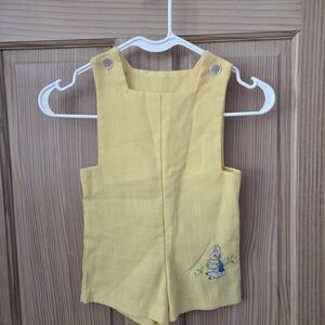 Vintage Peter Rabbit Beatrix Potter Yellow Overalls One Piece Shorts 3T